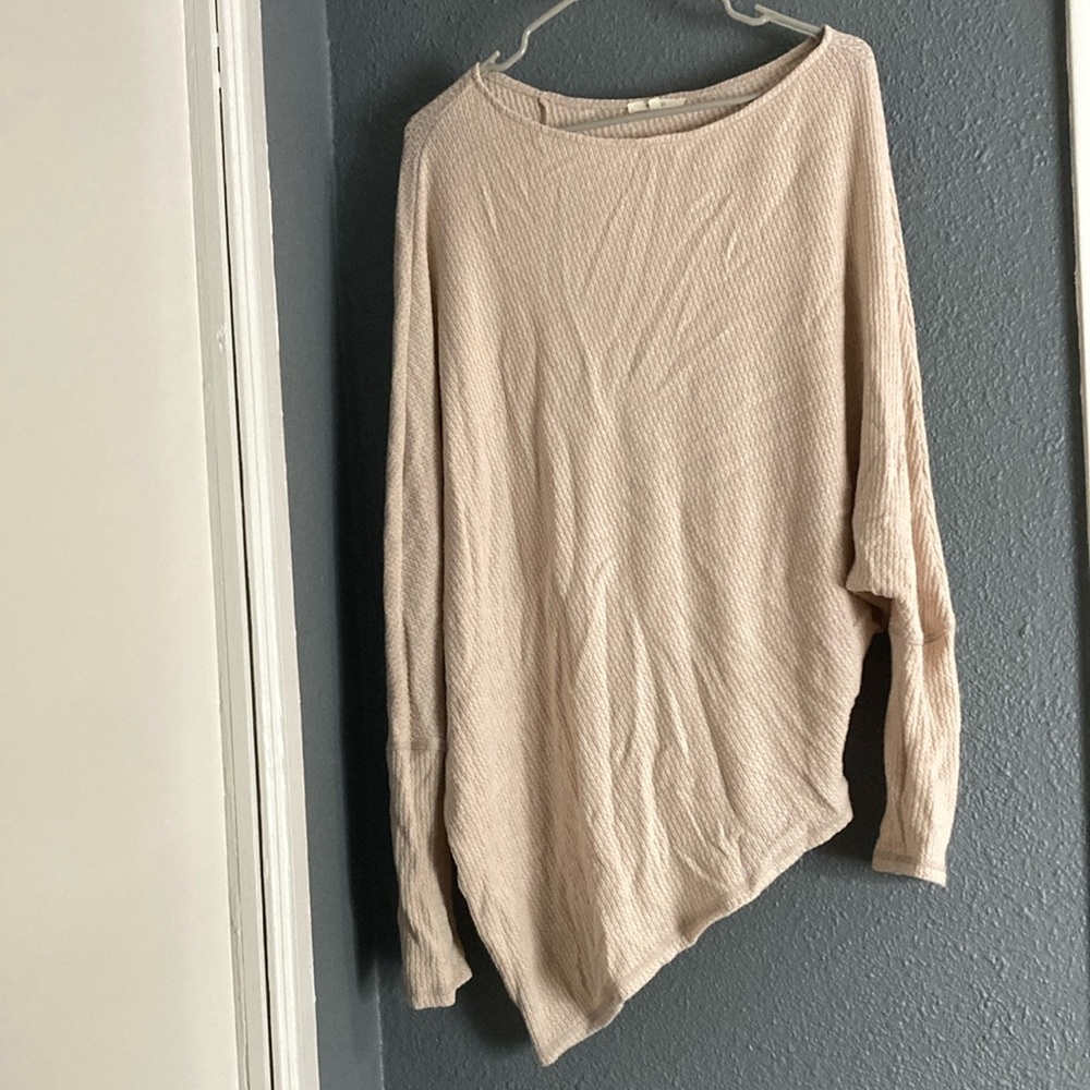 Cream colored women sweater